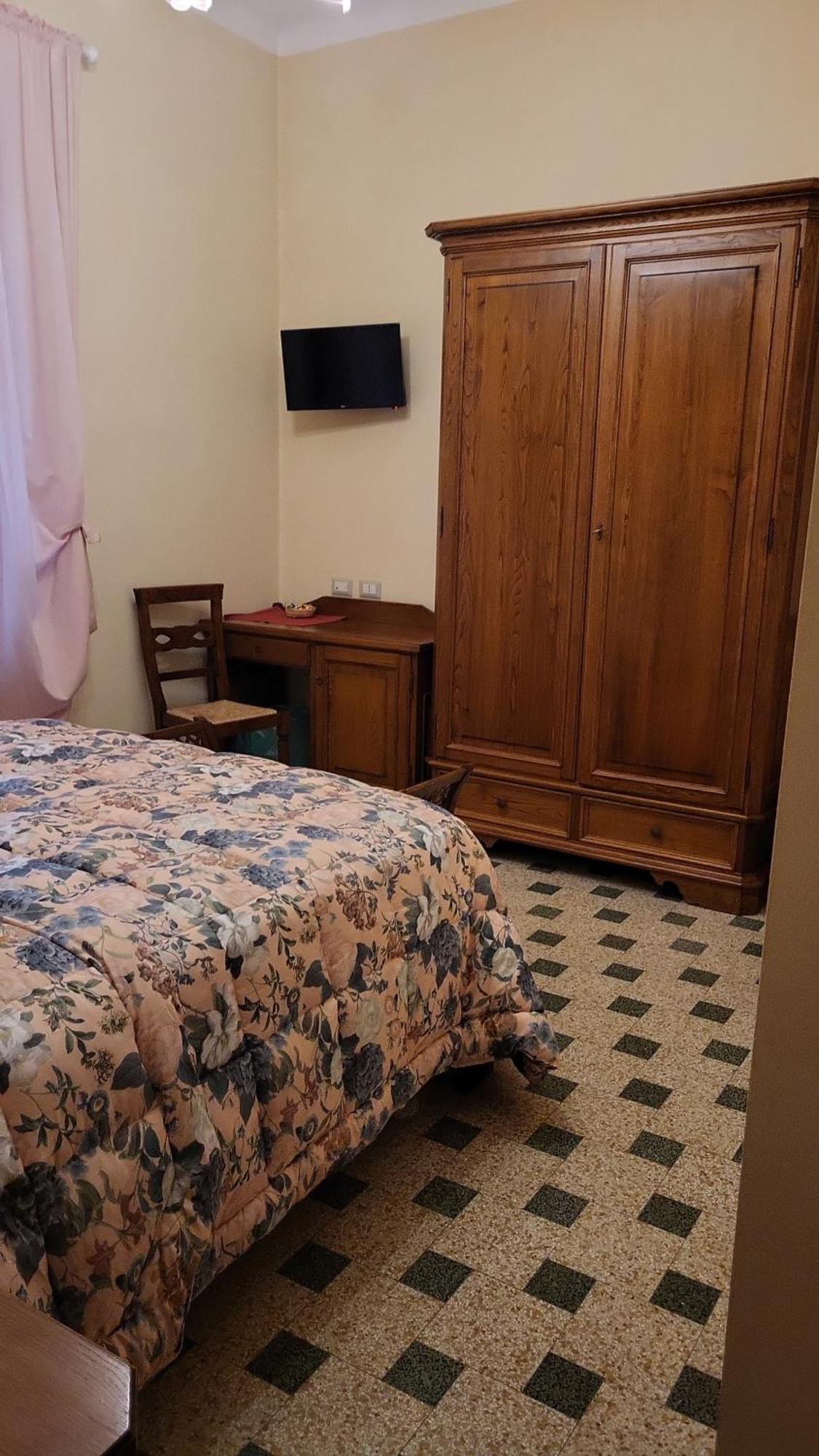 Bnb Villa Melany Vicino Centro Lukka Zewnętrze zdjęcie